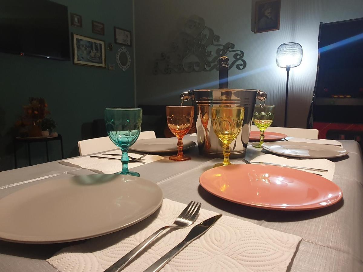 Molo - Residenza Con Accesso Diretto Al Lago 라찌제 외부 사진